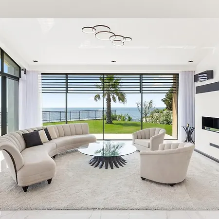 Apartment Beautiful House In Theoule-sur-mer Saint-Raphaël