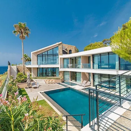 Beautiful House In Theoule-sur-mer * Saint-Raphael (Var)