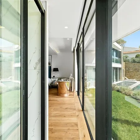 Beautiful House In Theoule-sur-mer Saint-Raphael (Var)