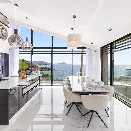 Beautiful House In Theoule-sur-mer * Saint-Raphael (Var)