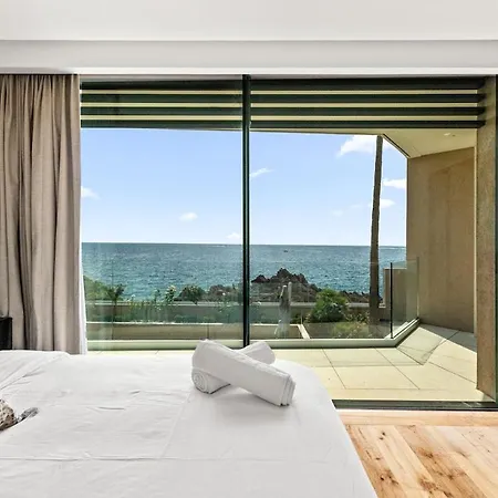 Beautiful House In Theoule-sur-mer شقة